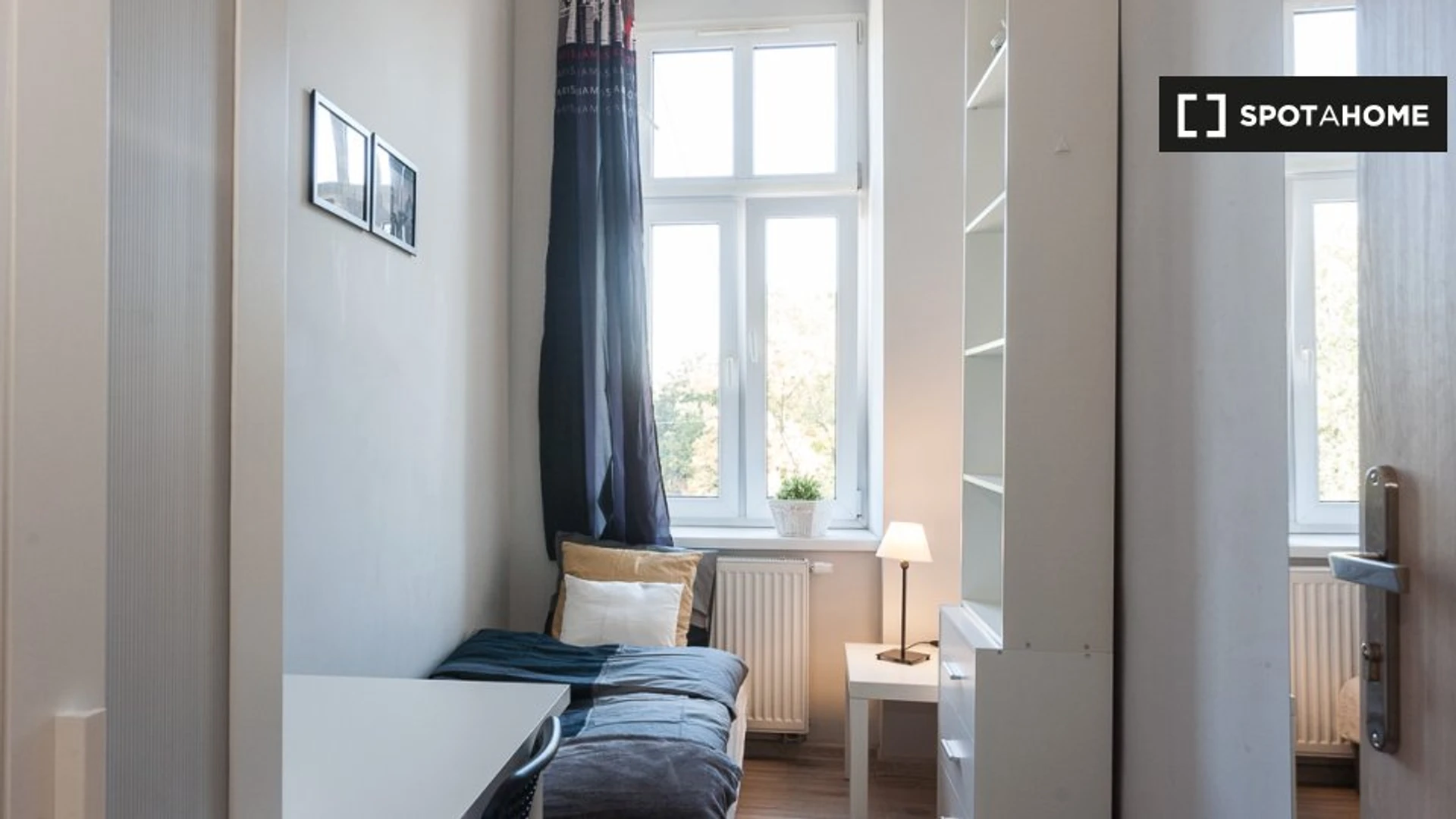 Stanza in affitto in appartamento condiviso a Breslavia