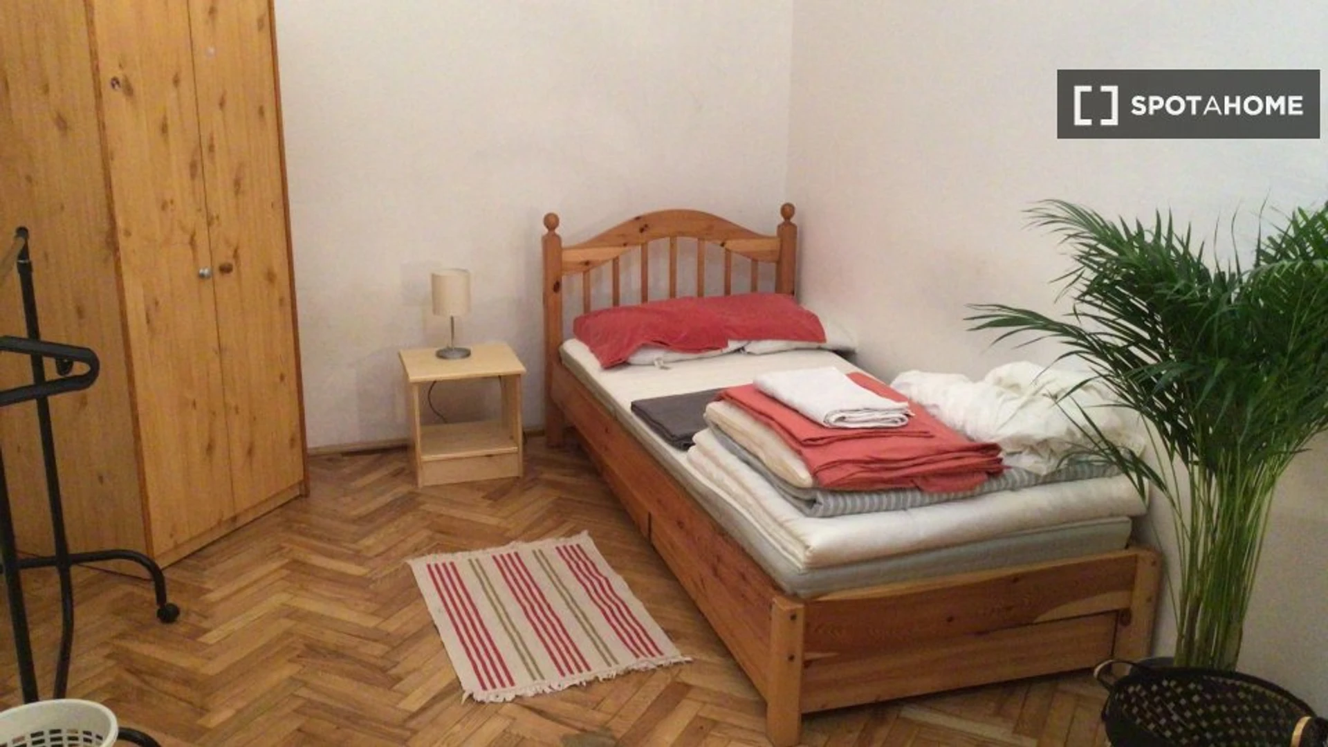 Zimmer zur Miete in einer WG in Budapest