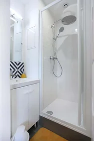 Privatzimmer in der 10 Rue Gustave Mareau, 49000 Angers, France, bild 3 von 8