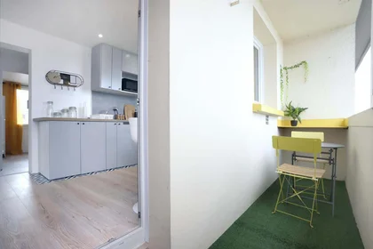 Privatzimmer in der 10 Rue Gustave Mareau, 49000 Angers, France, bild 8 von 8