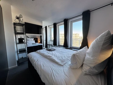 Cheap private room in Hamburg