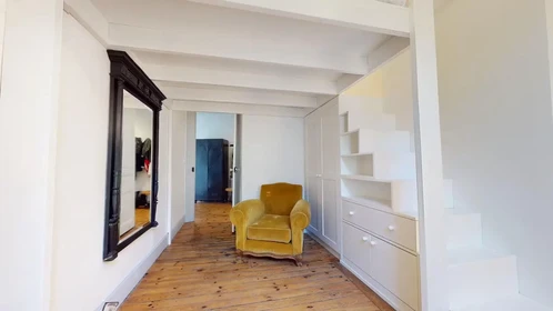 Habitación privada en Rue du Théâtre, Centre Ville-Peuple-Chavanelle, imagen 2 de 10