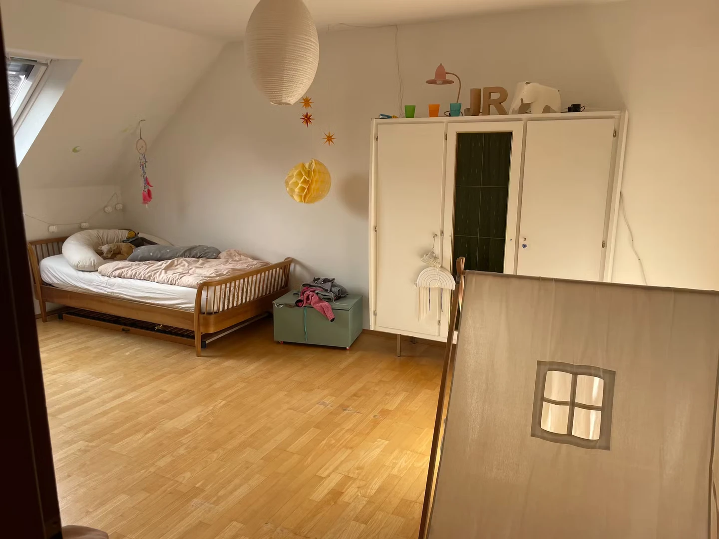 Komplette Wohnung voll möbliert in Bergisch Gladbach