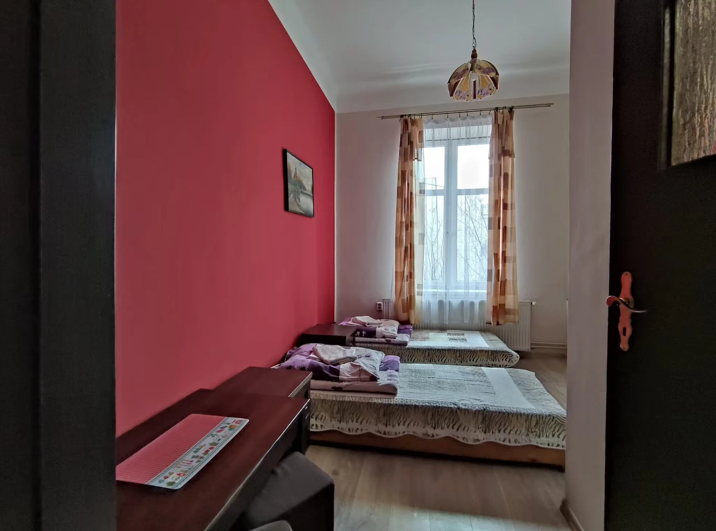 Quarto para alugar num apartamento partilhado em Cracóvia