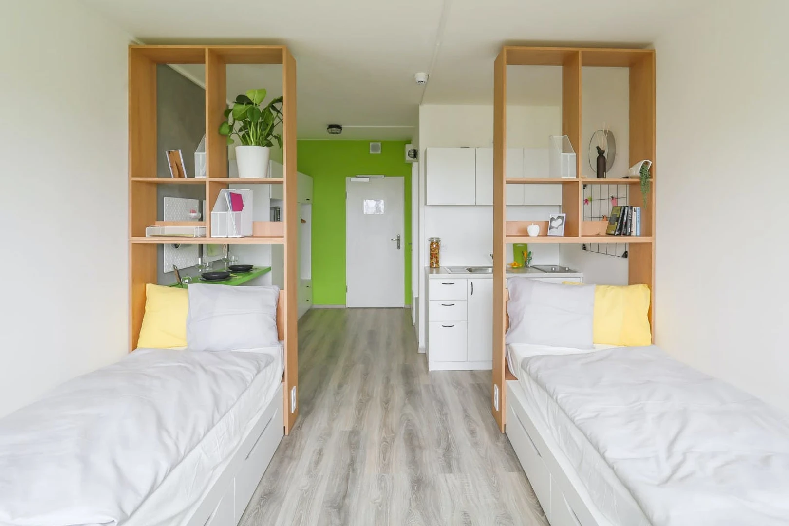 Shared room in 3-bedroom flat praha