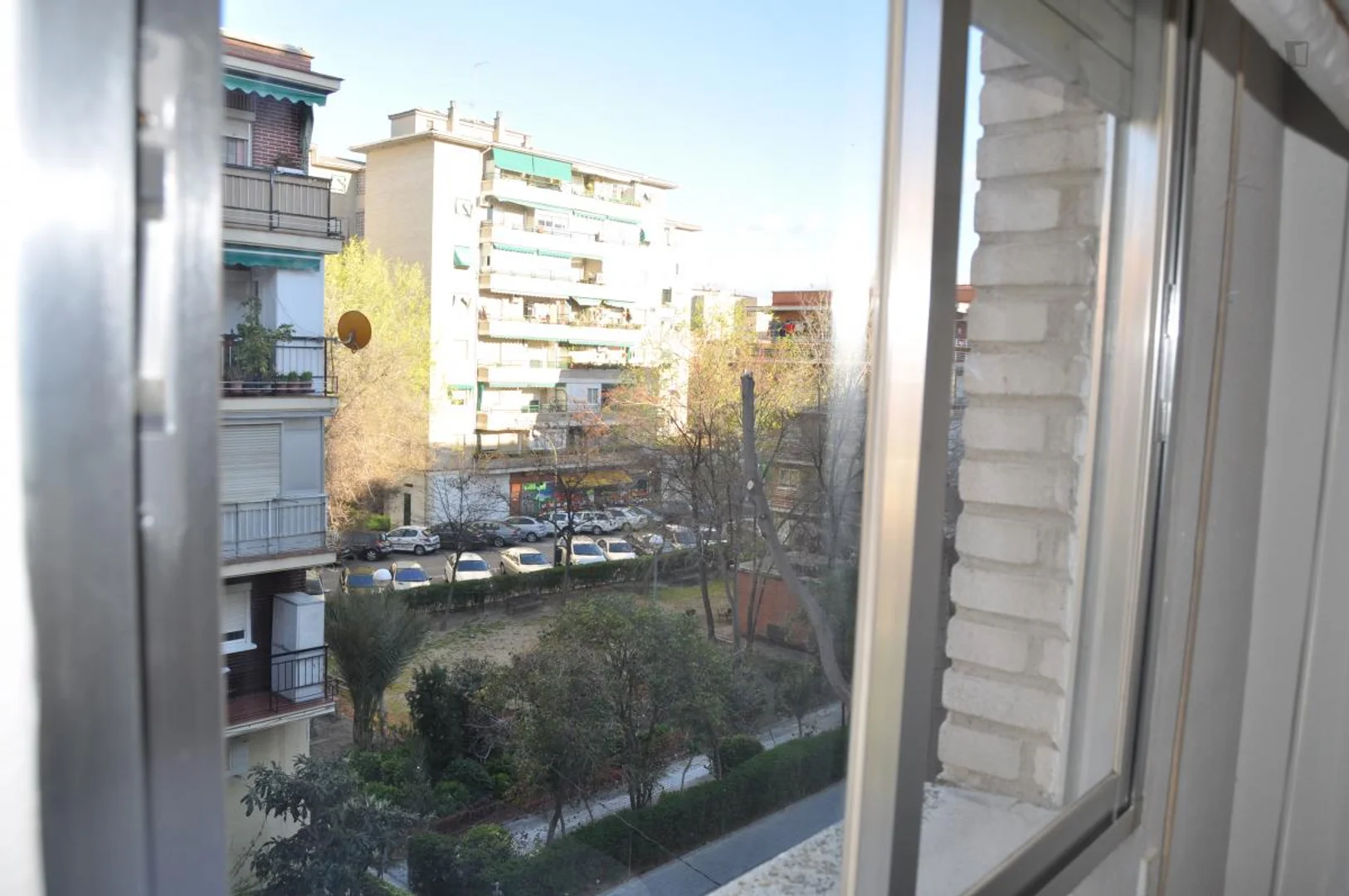 Stanza in affitto in appartamento per studenti a , completamente arredata