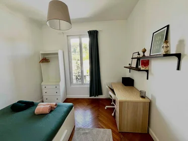 Private room at Nice, 06200, image 1 of 8