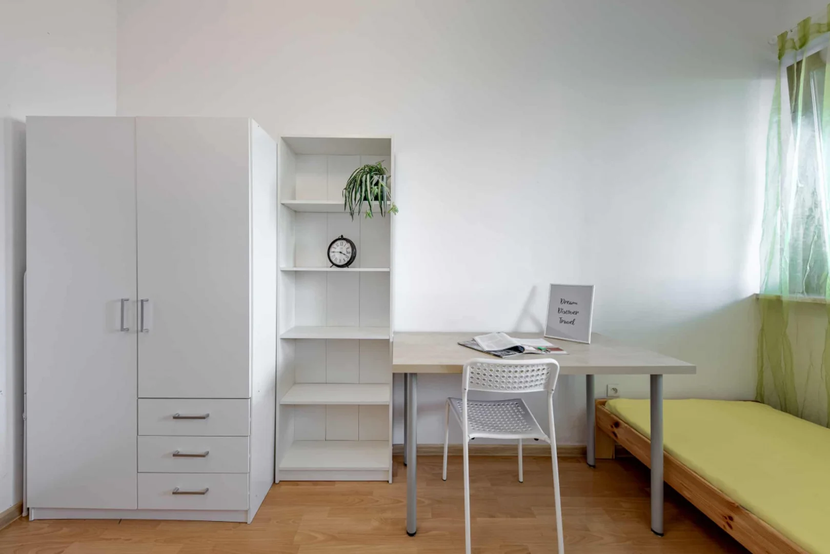 Affordable room for students with ample lighting in 