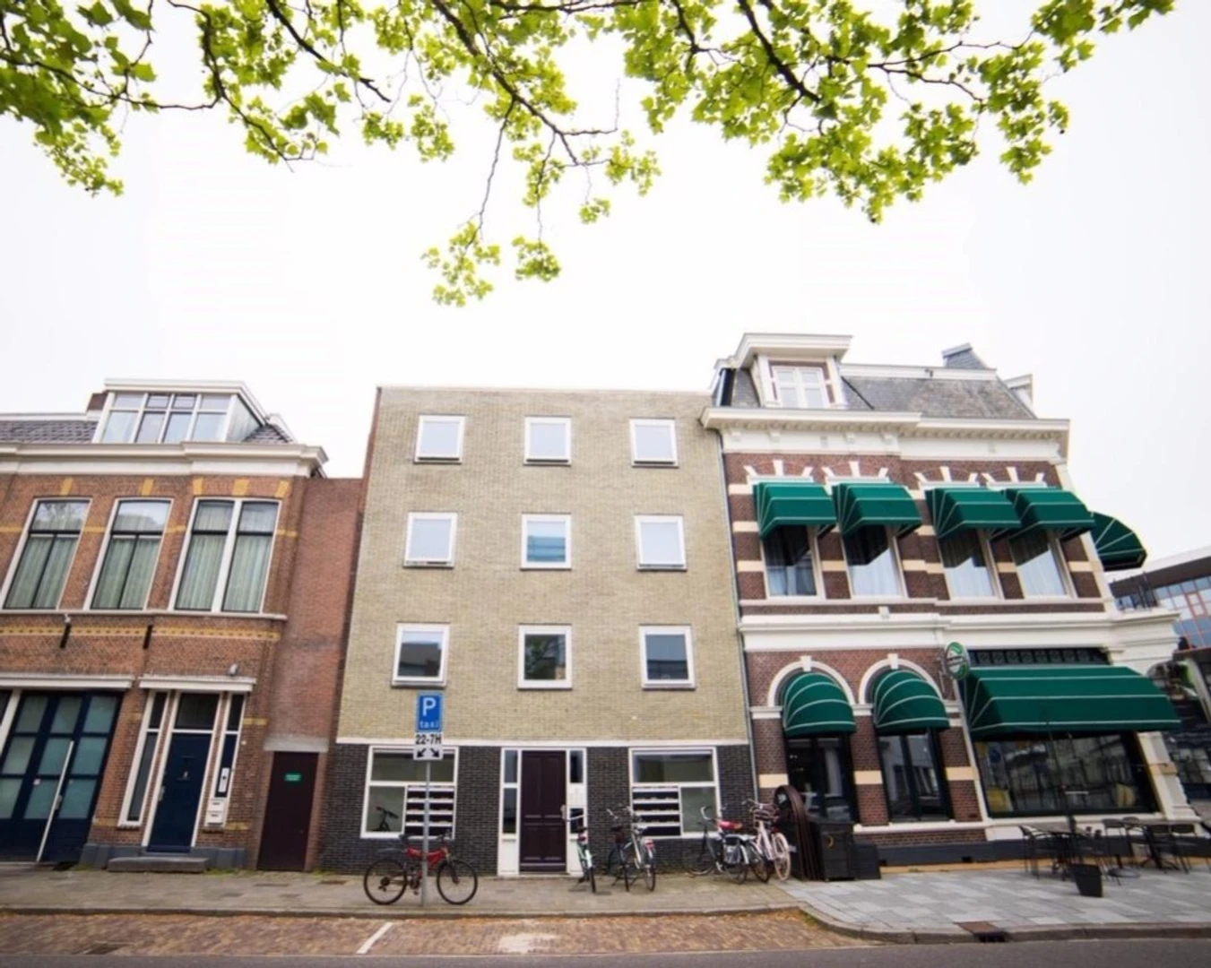 Renting rooms by the month in leeuwarden