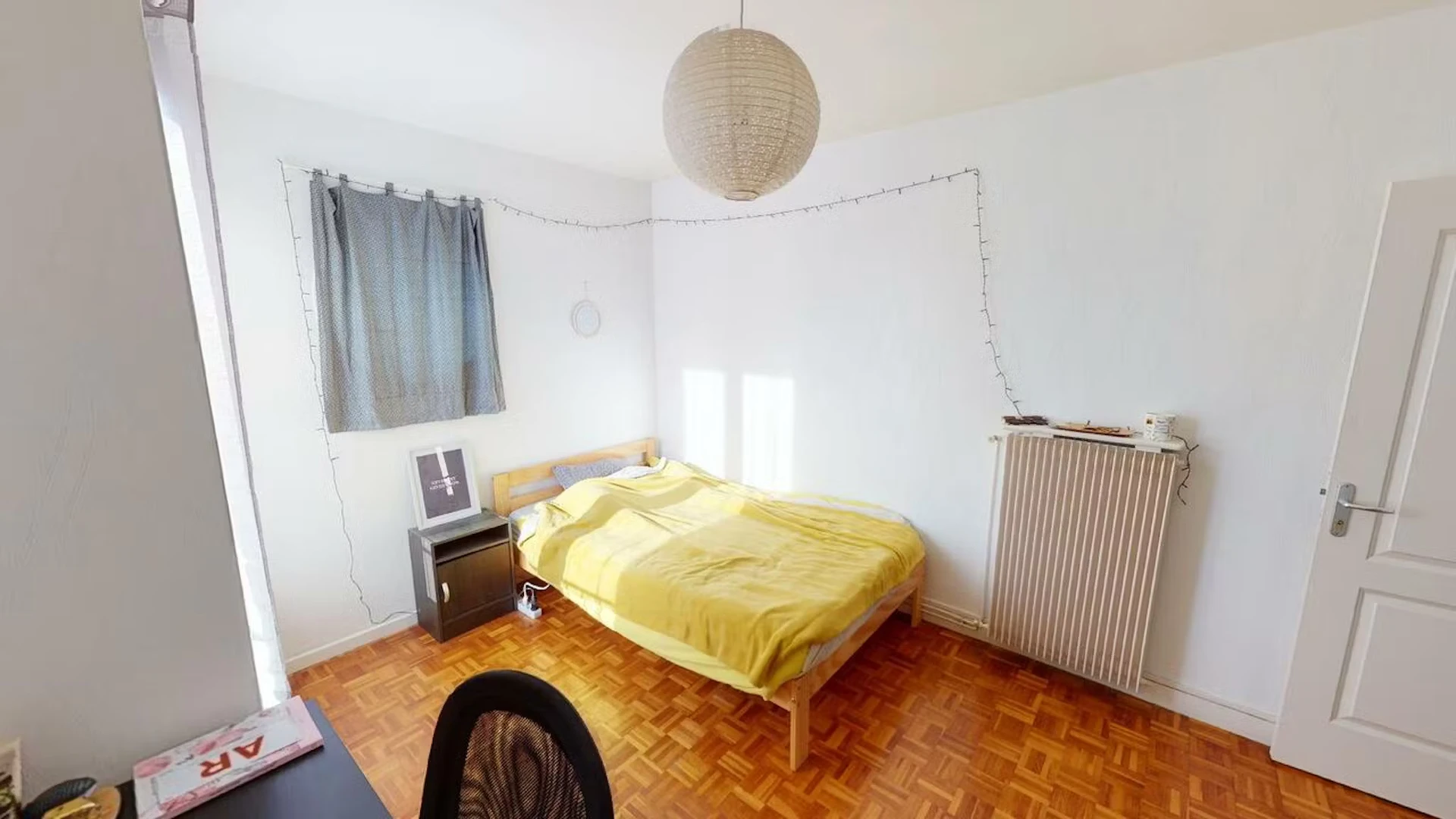 Room for rent in a shared flat in Dijon