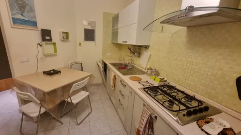 Quarto privado em Via Pompeo Magno, Fuorigrotta, imagem 7 de 10