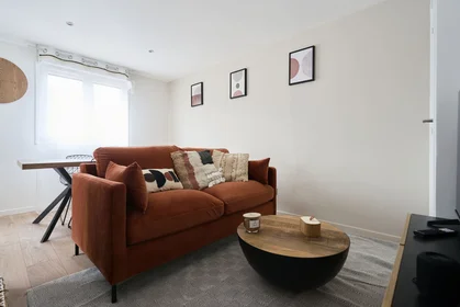 Private room at 17 Rue Vauban, image 1 of 10