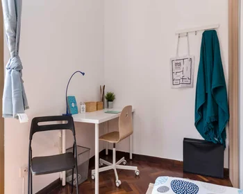 Private room at Viale Giovanni Vicini, image 7 of 11