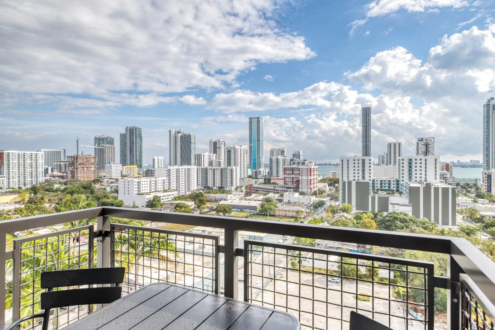 Apartamento moderno y luminoso en Miami