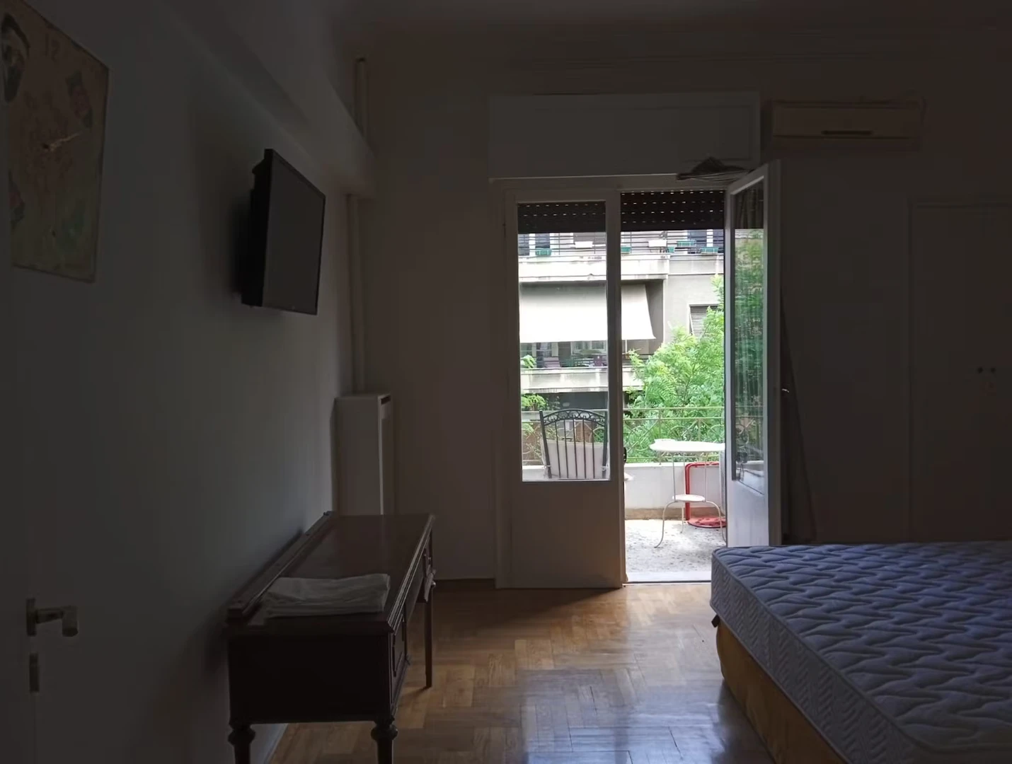 Chambre en colocation dans un appartement de 3 chambres Athènes