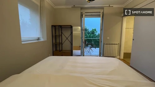 Donostia/san Sebastián de çift kişilik yataklı kiralık oda