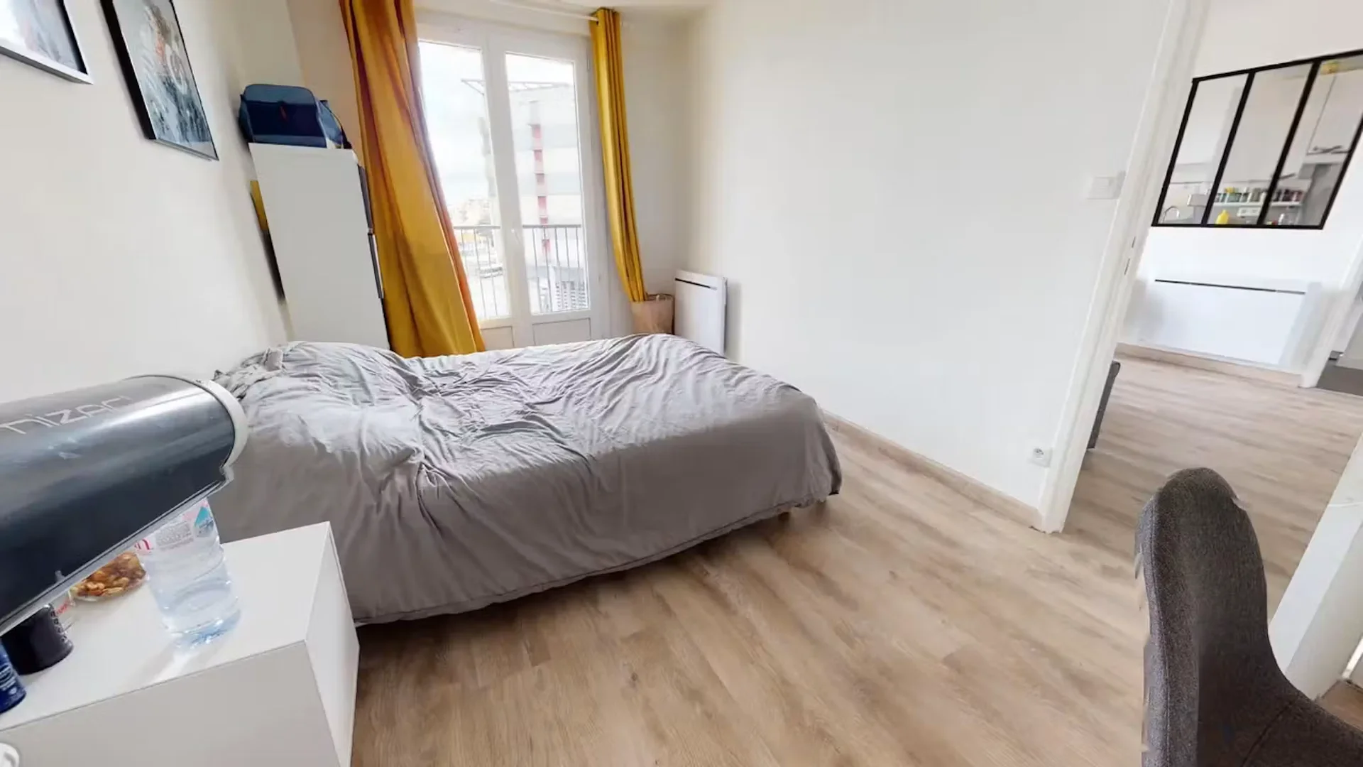 Habitación asequible para estudiantes con buena iluminación en 