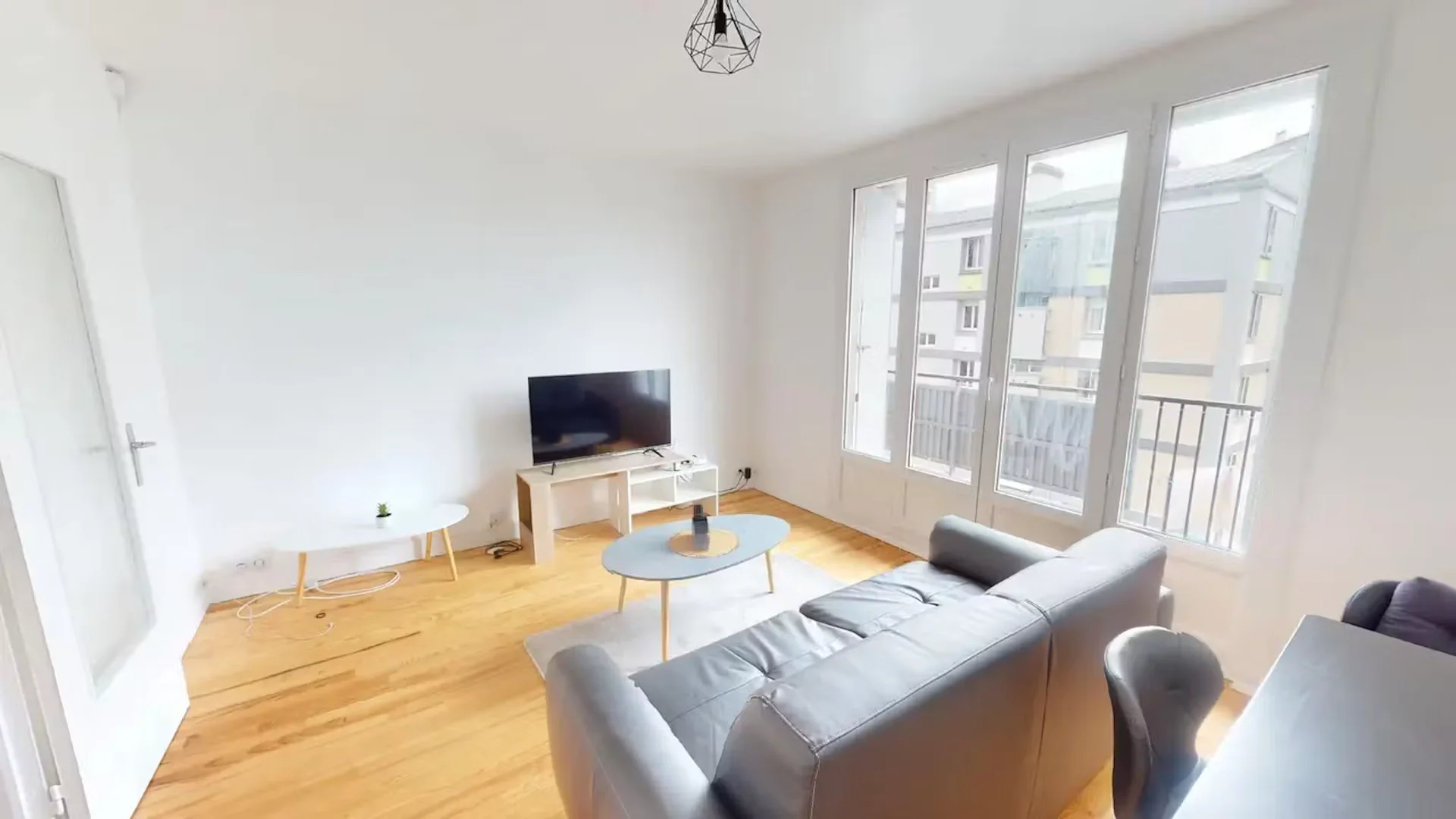 Habitación acogedora para estudiantes disponible en 