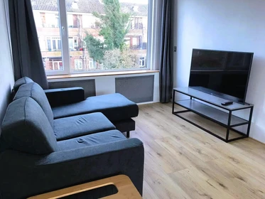 Two bedroom accommodation in Rotterdam