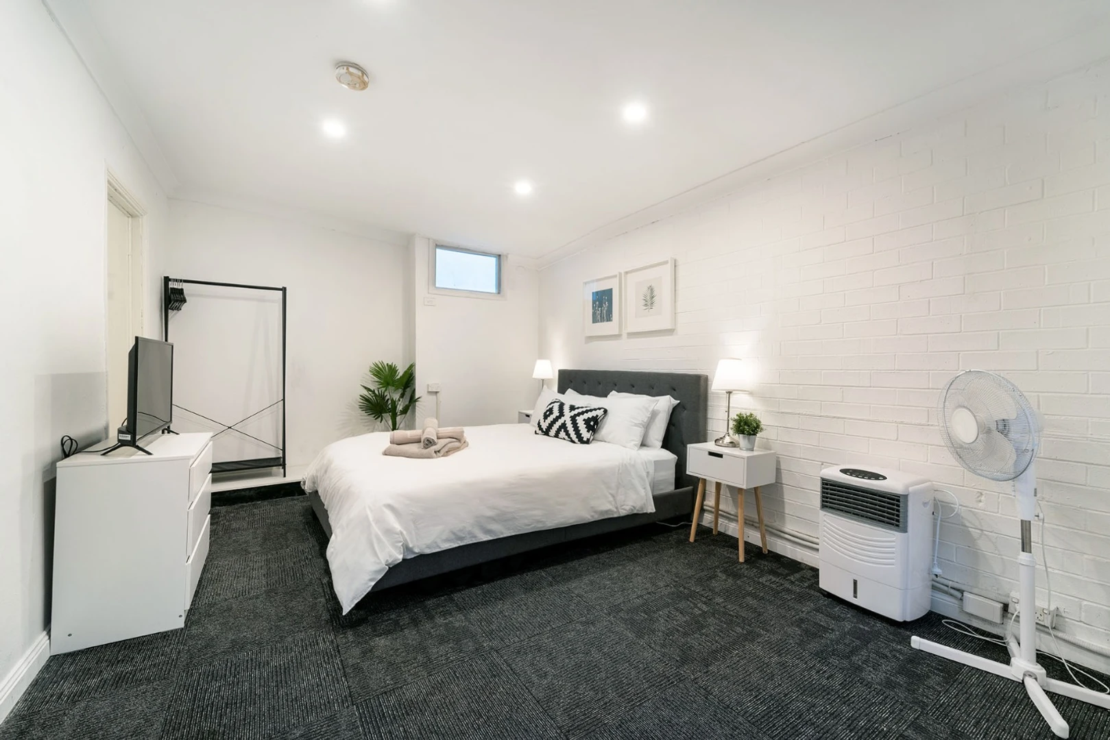Cheap private room in Sydney