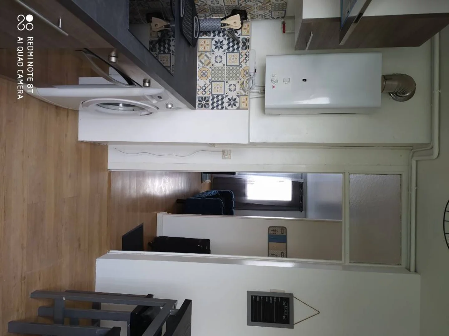 Bright and airy student room with easy university access in 