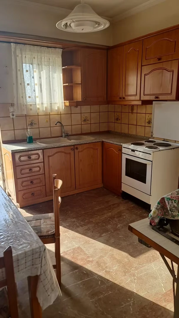 Room for rent with double bed Patras