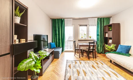 Entire apartment at Wołoska 40, image 1 of 10