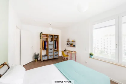 Privatzimmer in der Klara-Franke-Straße, Mitte, bild 1 von 10