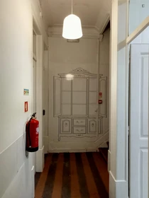 Coimbra de ucuz özel oda
