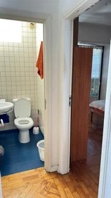 Habitación privada en Rua Eça de Queirós, imagen 19 de 22