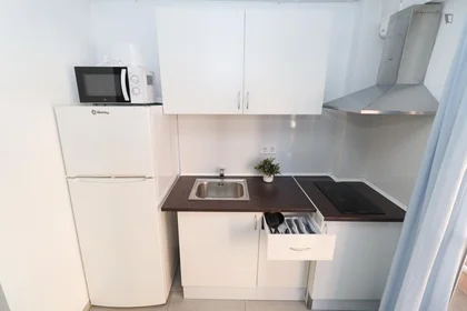 Prywatny pokój Carrer de Pintor Ferrandis, obraz 24 25