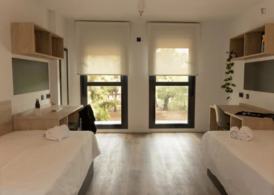 Habitación privada en residencia en C. de Mariano Aser, imagen 2 de 49