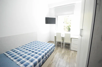 Habitación privada barata en Valencia