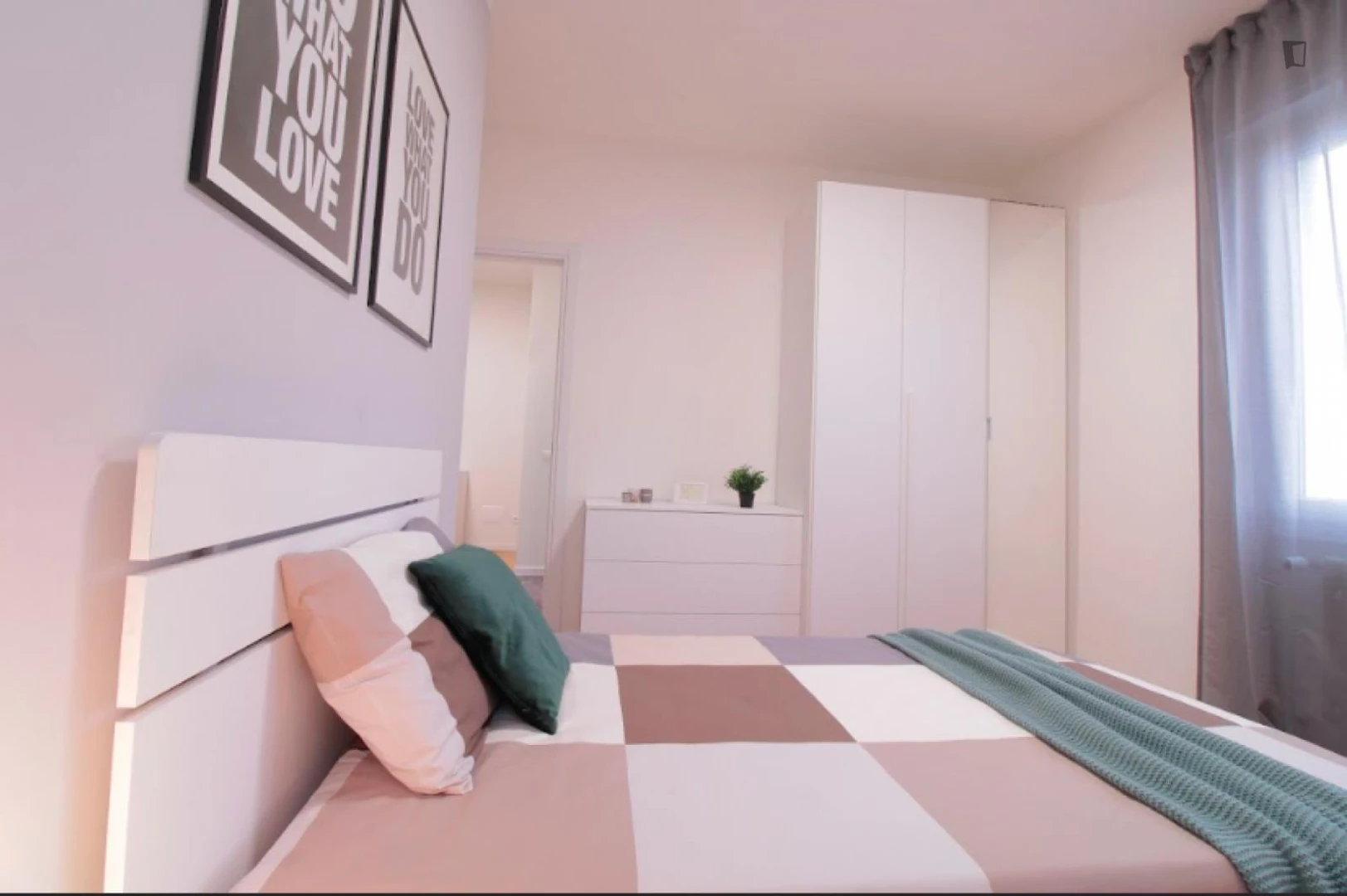 Quarto para alugar num apartamento partilhado em Brescia