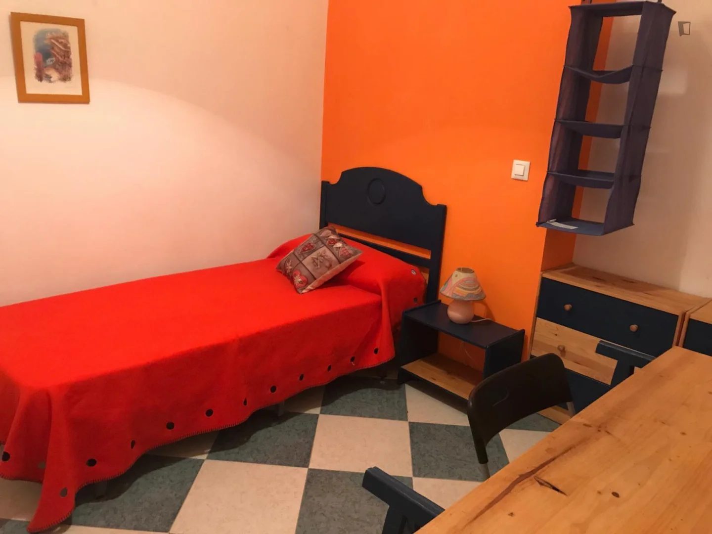 Komfortables und geräumiges Studentenzimmer in 