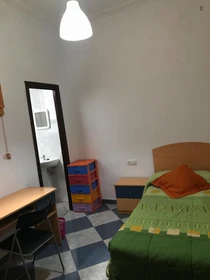 Room for rent with double bed Cadiz