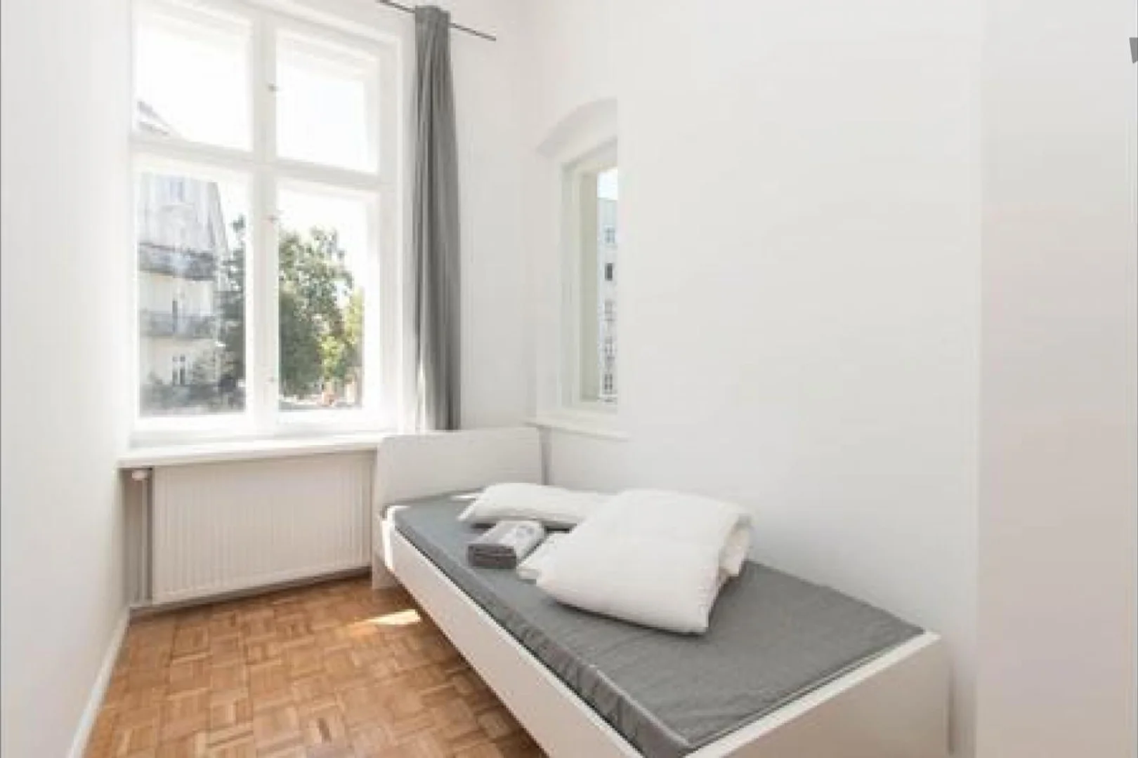 Quarto amigo do estudante em  com comodidades modernas