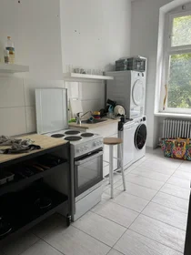 Quarto privado em Hermann Str., imagem 8 de 15