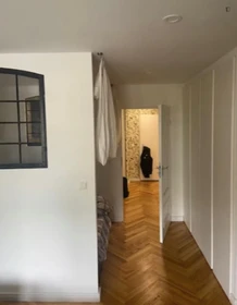 Luminoso monolocale in affitto a Berlino
