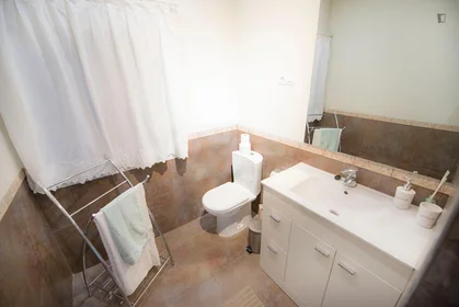Private room at Iparraguirre Kalea, image 19 of 30