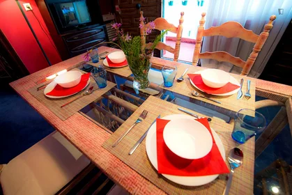 Private room at Iparraguirre Kalea, image 25 of 30