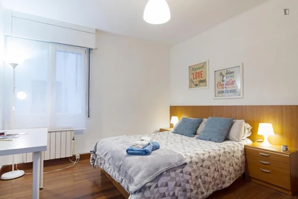 Habitación en alquiler con cama doble Bilbao