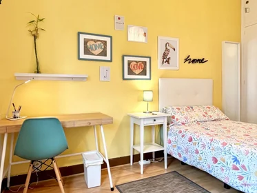 Chambre privée à calle Huertas De la Villa, image 7 de 20