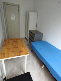 Room for rent in a shared flat in Roma