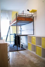 Habitación privada en Viale Libia, imagen 1 de 10