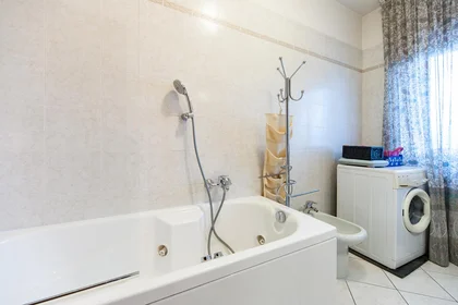 Privatzimmer in der Via Giuseppe Gregoraci, bild 11 von 18
