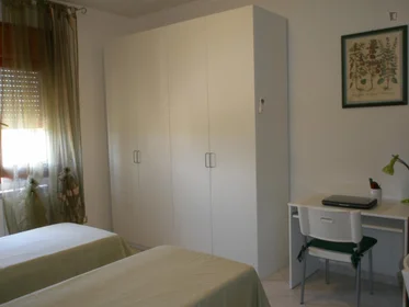 Privatzimmer in der Via Giuseppe Gregoraci, bild 1 von 17