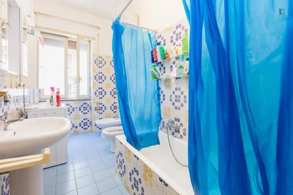Stanza privata in Via Lero, immagine 9 di 16