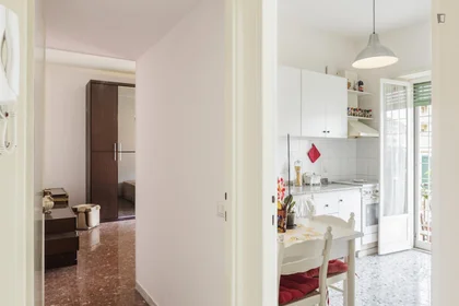 Private room at Via dell'Aquila Reale, image 11 of 17