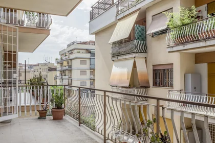 Private room at Via dell'Aquila Reale, image 12 of 17